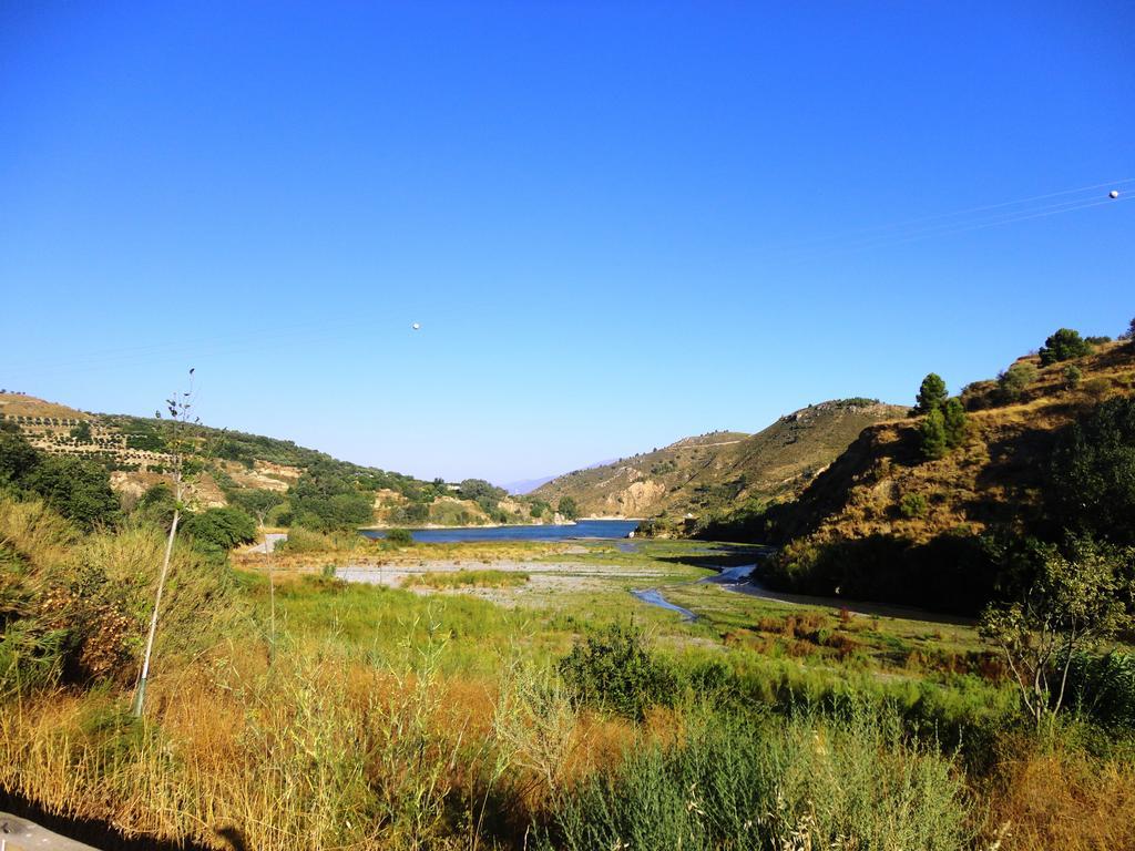 Hostal Y Apartamento Rural Los Naranjos Melegis Rom bilde