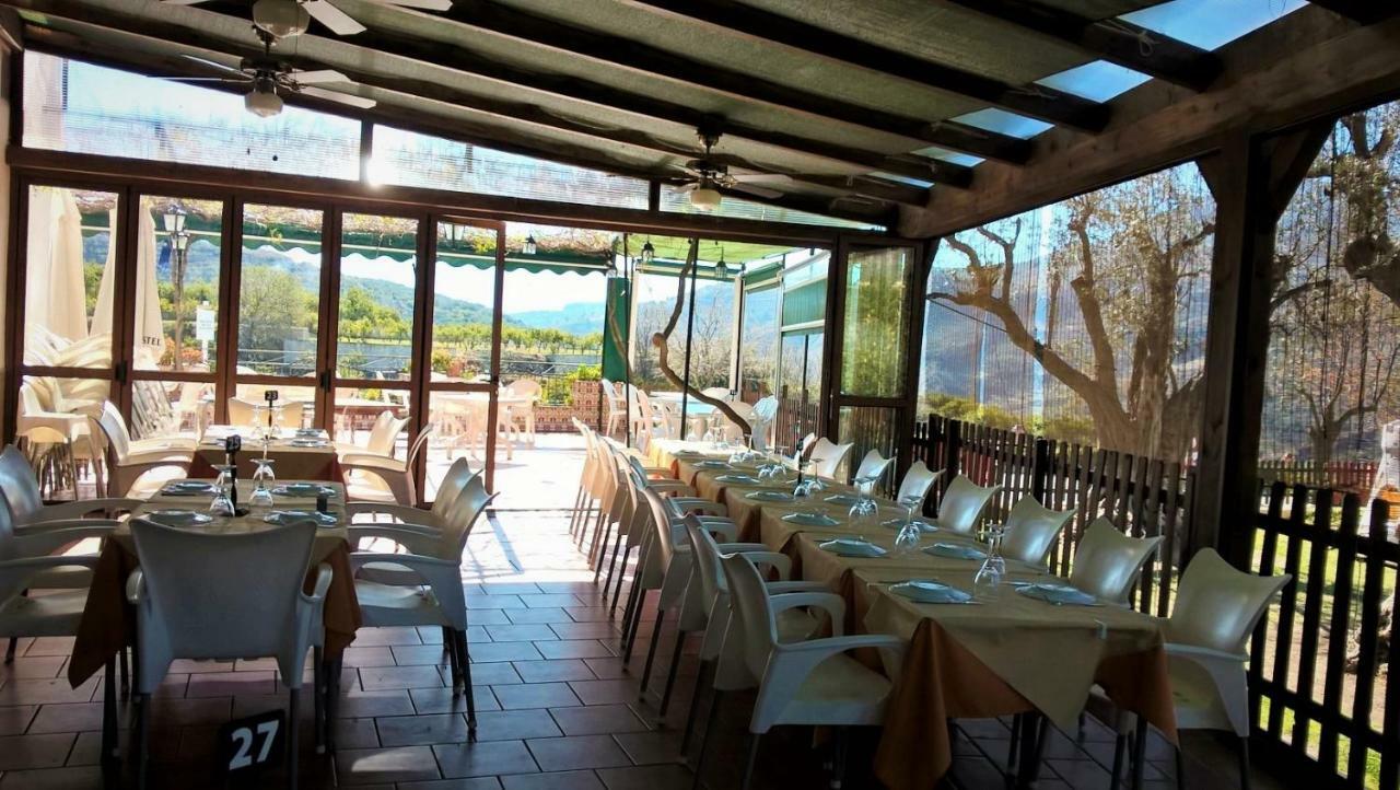 Hostal Y Apartamento Rural Los Naranjos Melegis Eksteriør bilde
